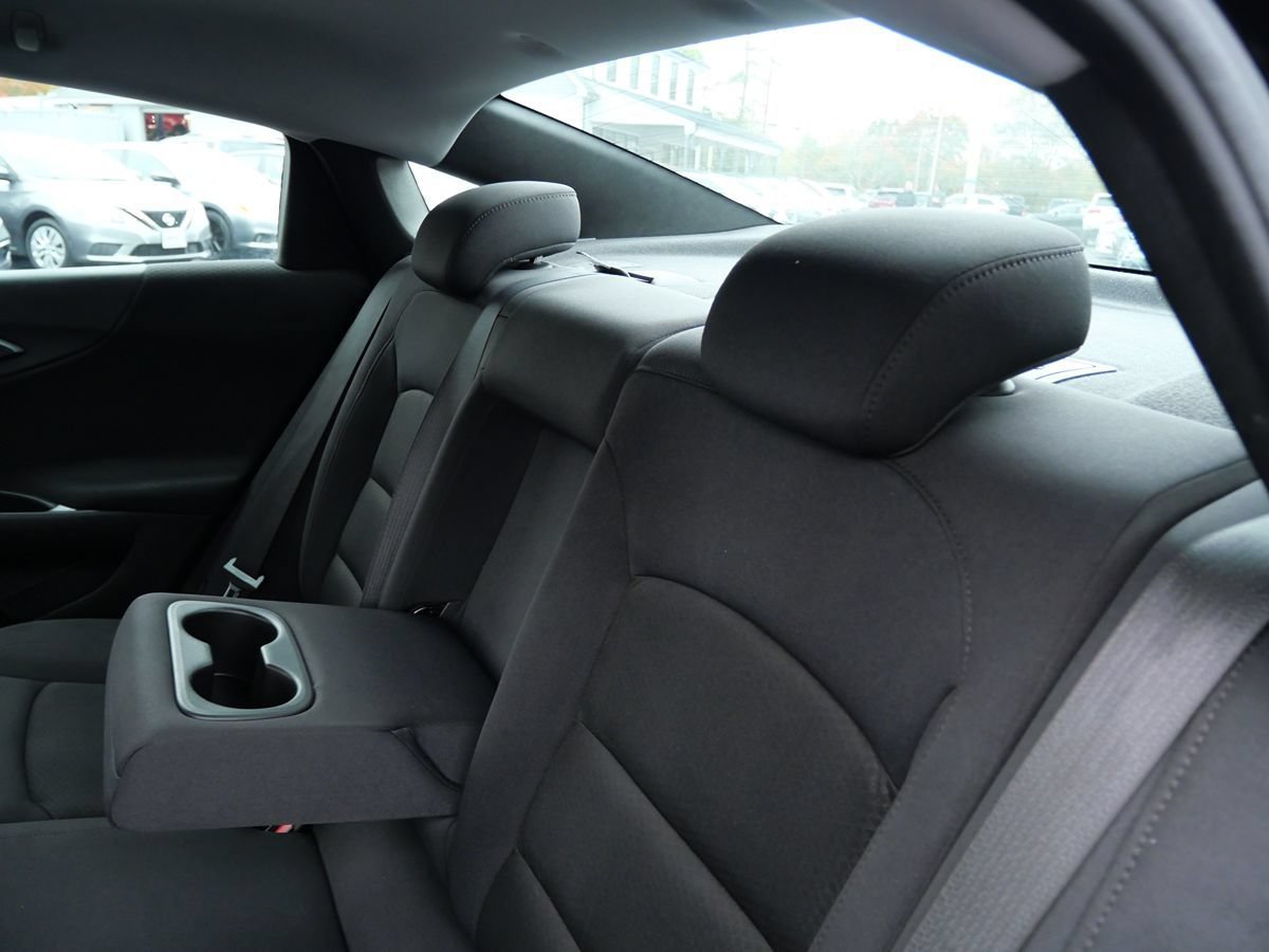 Used 2023 Chevrolet Malibu LT FWD image 23
