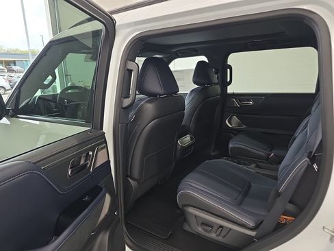 New 2026 INFINITI QX80 4WD w/ Sport Exterior Package image 23