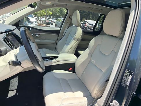 Certified 2025 Volvo XC90 B5 Plus w/ Protection Package Premier AWD/4WD image 28