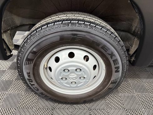 Used 2023 RAM ProMaster 2500 FWD image 18