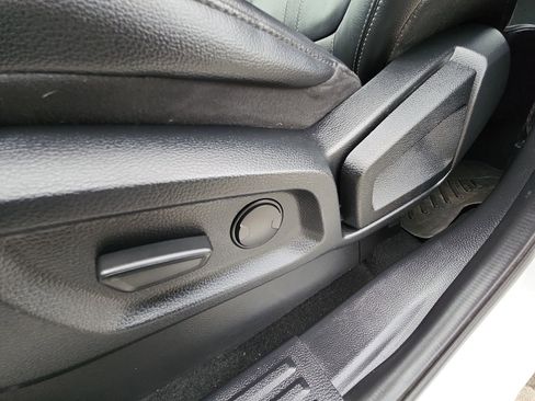 Used 2019 Ford Ranger Lariat w/ FX4 Off-Road Package AWD/4WD image 14