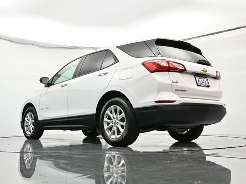 Used 2020 Chevrolet Equinox LS w/ LS Convenience Package image 48