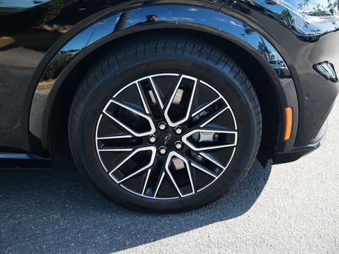 Used 2024 Ford Mustang Mach-E Premium AWD/4WD image 8