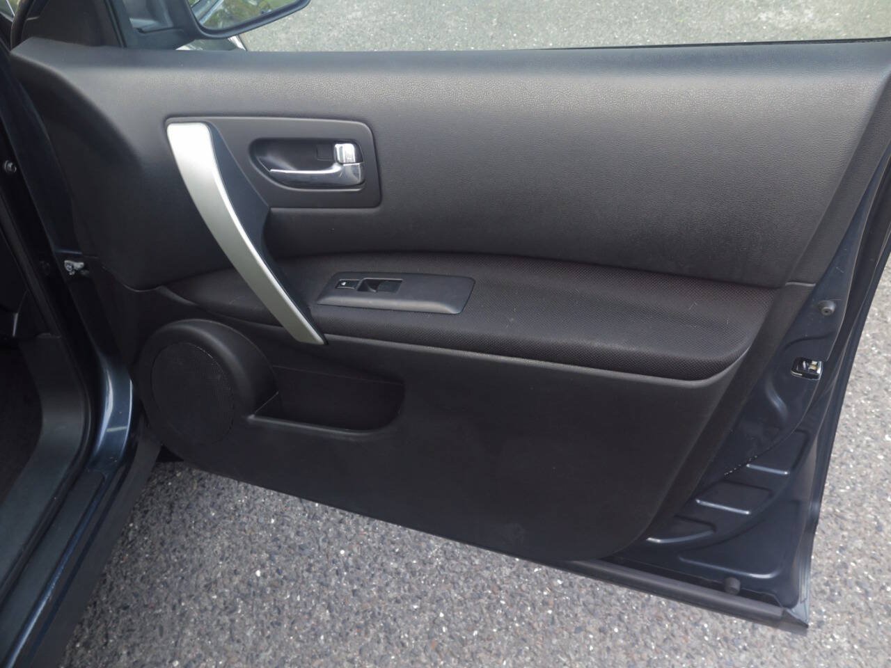 Used 2012 Nissan Rogue S AWD/4WD image 18