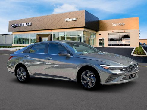 New 2026 Hyundai Elantra SEL Sport Premium FWD image 10