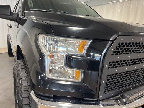 Used 2017 Ford F150 XLT image 13