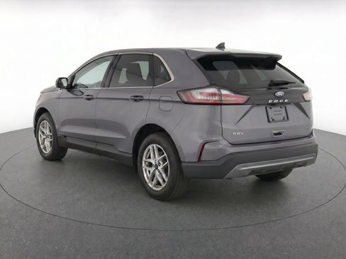 Used 2023 Ford Edge SEL w/ Convenience Package AWD/4WD image 3