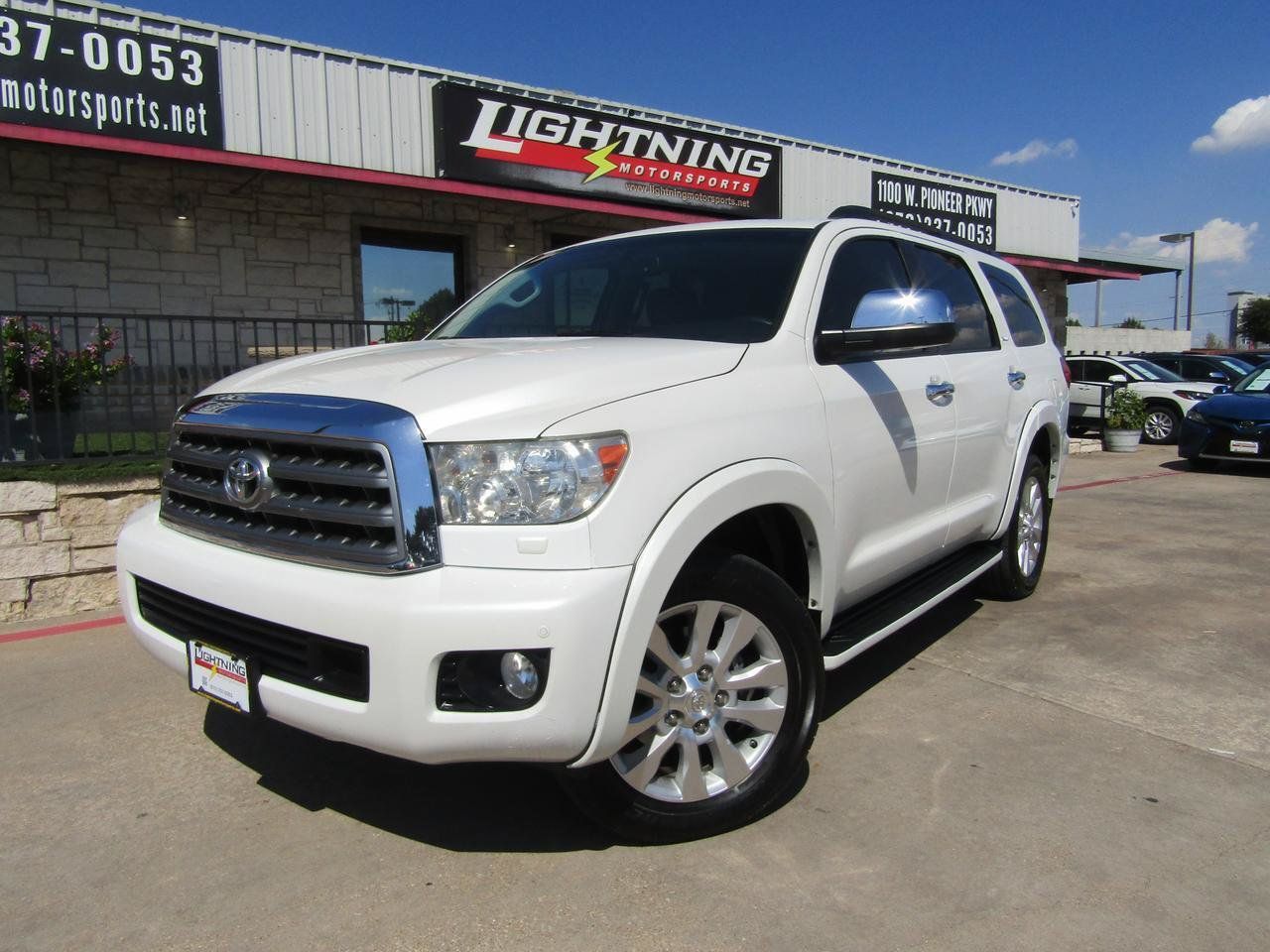 Used 2016 Toyota Sequoia Platinum AWD/4WD image 1