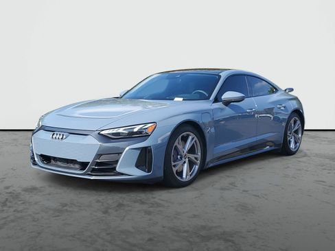 Used 2023 Audi e-tron GT Premium Plus w/ Executive Package AWD/4WD image 2