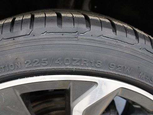 Used 2021 Toyota Corolla SE image 39