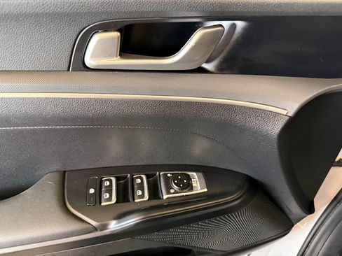Used 2022 Kia K5 GT-Line image 21