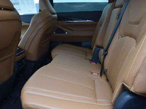 Used 2025 INFINITI QX60 Sensory w/ Vision Package AWD/4WD image 18