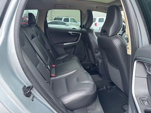 Used 2011 Volvo XC60 T6 image 15