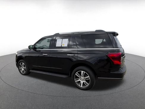 Used 2024 Ford Expedition Limited RWD image 9