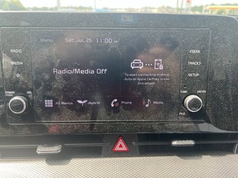 Used 2023 Kia Sportage LX FWD image 5