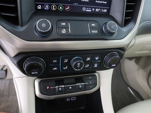 Used 2022 GMC Acadia Denali w/ Denali Ultimate Package image 23