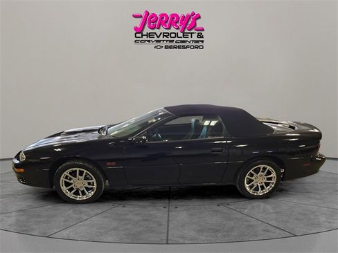 Used 2002 Chevrolet Camaro Z28 w/ SS Performance/Appearance Pkg image 4