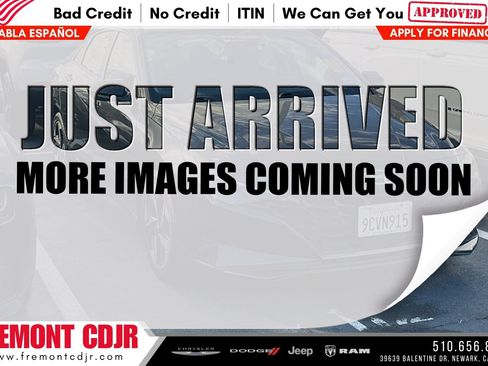 Used 2023 Hyundai Elantra SEL w/ Convenience Package FWD image 1