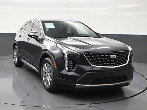 Used 2023 Cadillac XT4 Premium Luxury FWD image 7