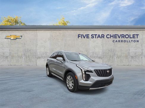 Used 2023 Cadillac XT4 Premium Luxury image 1