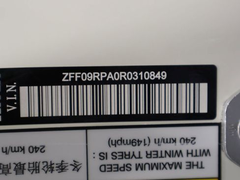 Certified 2024 Ferrari Roma Spider image 39