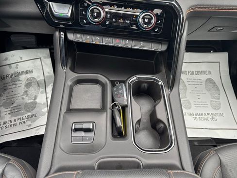 Used 2024 GMC Sierra 3500 AT4 w/ Technology Package image 21