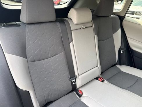 Used 2019 Toyota RAV4 XLE w/ Carpet Mat Package AWD/4WD image 27