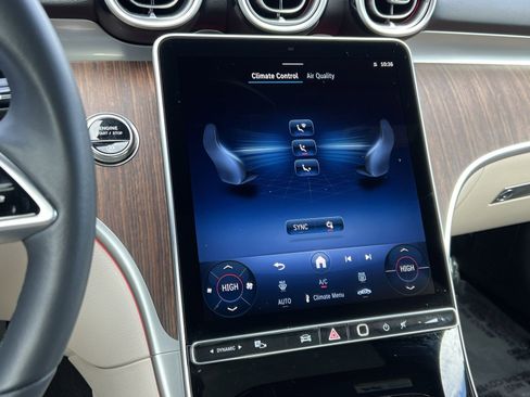 Certified 2025 Mercedes-Benz CLE 300 4MATIC Coupe image 19