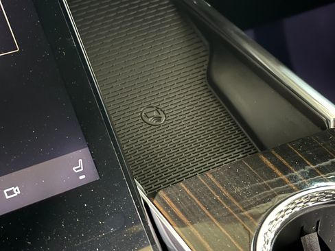 New 2025 Cadillac Escalade Premium Luxury w/ Touring Package image 38