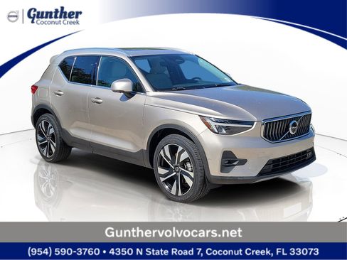 Certified 2024 Volvo XC40 B5 Plus w/ Protection Package Premier AWD/4WD image 1
