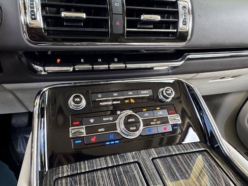 Used 2020 Lincoln Navigator Black Label AWD/4WD image 31