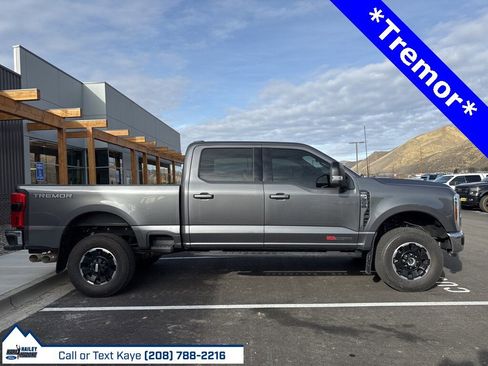 Used 2025 Ford F350 Lariat w/ Tremor Off-Road Package image 7
