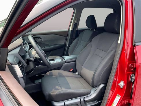 Used 2023 Nissan Rogue S FWD image 7