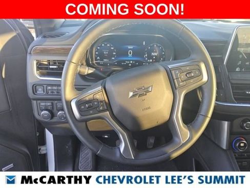 Used 2024 Chevrolet Tahoe Z71 w/ Luxury Package AWD/4WD image 7