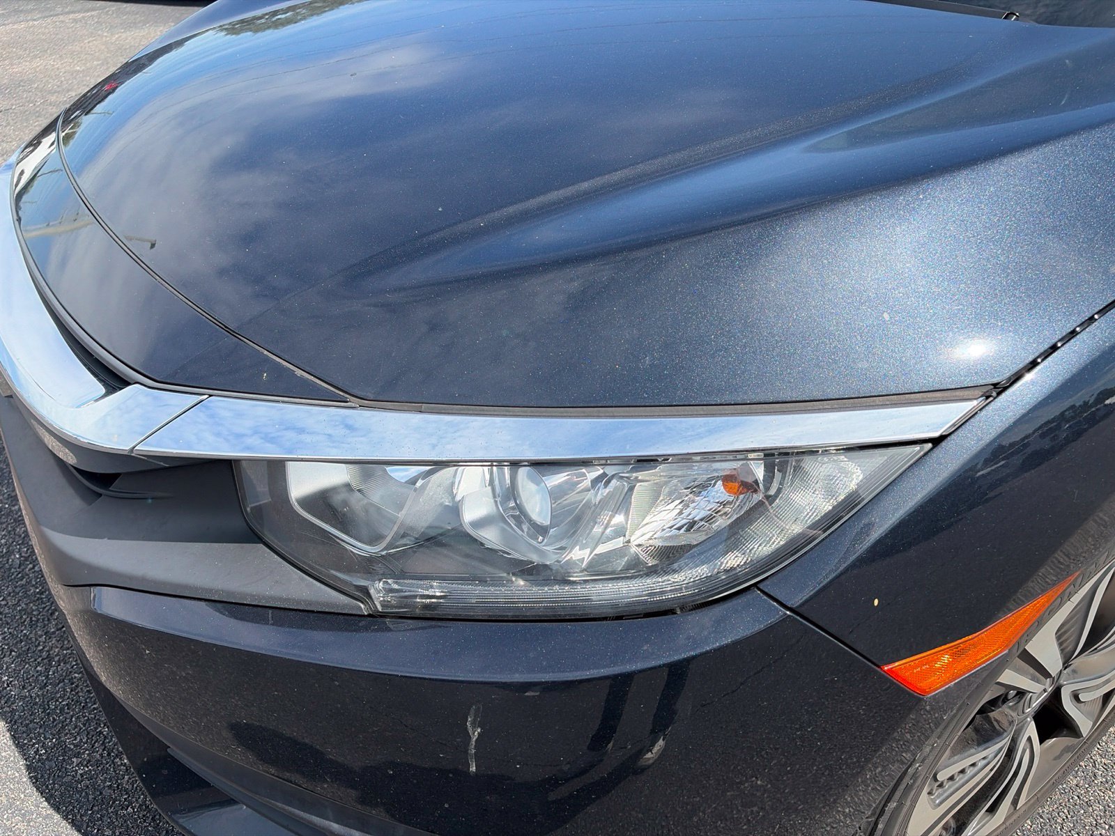 Used 2018 Honda Civic EX-L image 18