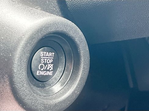Used 2023 RAM ProMaster 2500 FWD image 23