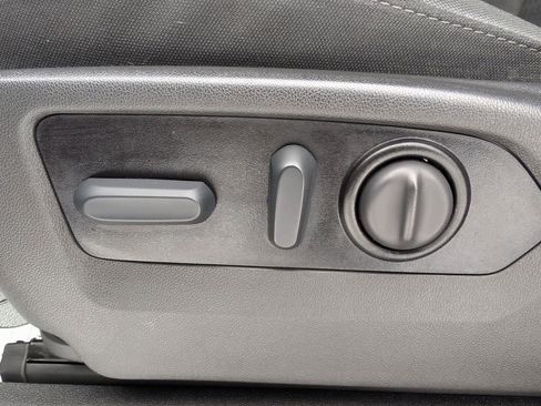 Used 2022 GMC Sierra 1500 Elevation image 10