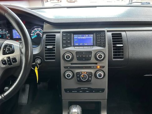 Used 2014 Ford Flex SE FWD image 15