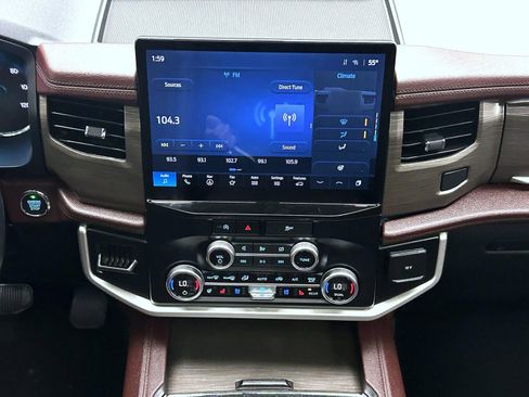 Used 2024 Ford Expedition Max Limited image 13