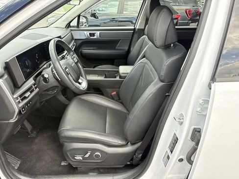 Used 2024 Hyundai Santa Fe SEL AWD/4WD image 11
