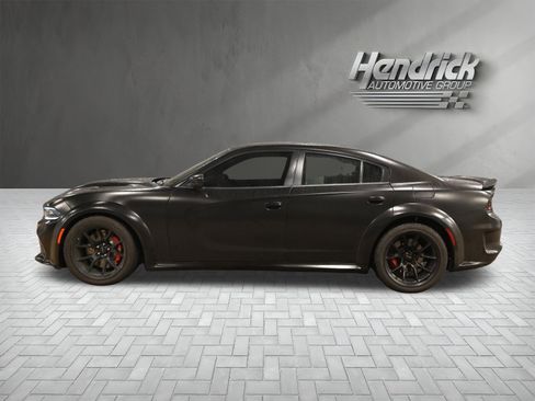 Used 2022 Dodge Charger SRT Hellcat RWD image 6