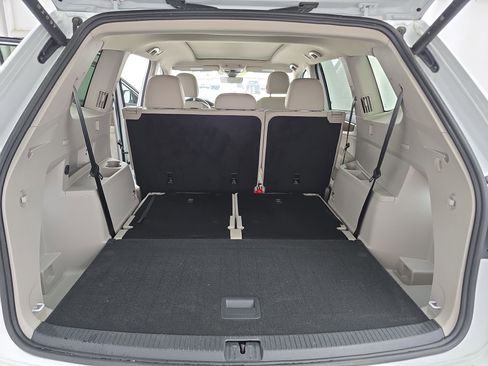 Certified 2024 Volkswagen Atlas SE image 13