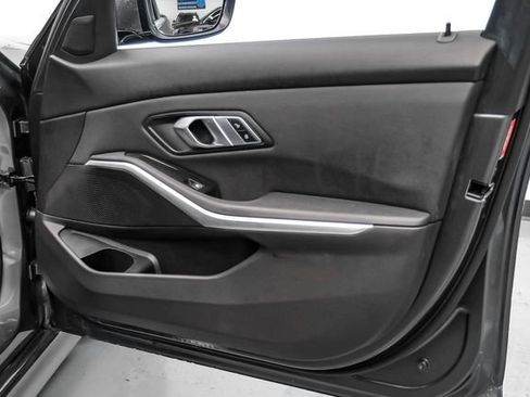 Used 2021 BMW 330i Sedan w/ Driving Assistance Package RWD image 46
