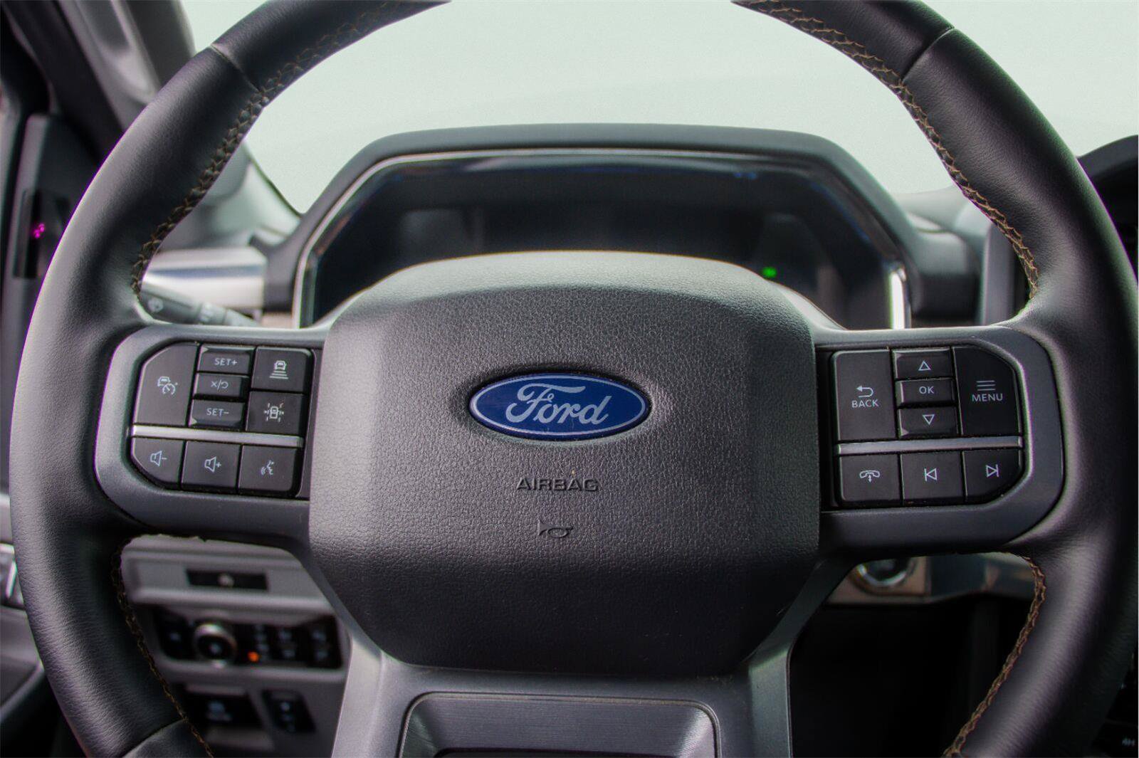 Used 2025 Ford F150 Lariat w/ Equipment Group 501A Mid AWD/4WD image 12