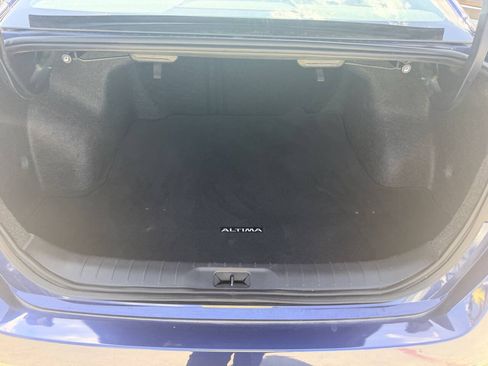 Used 2024 Nissan Altima 2.5 S FWD image 22
