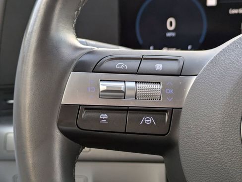 Used 2024 Hyundai Kona Limited image 28