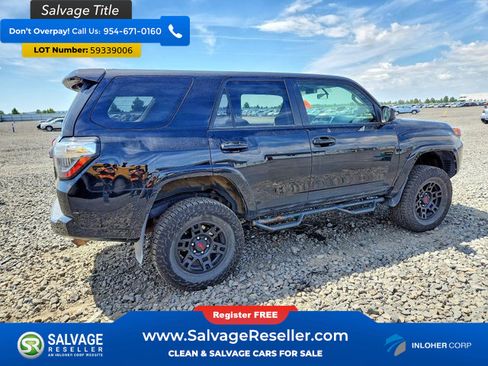 Used 2016 Toyota 4Runner SR5 AWD/4WD image 4