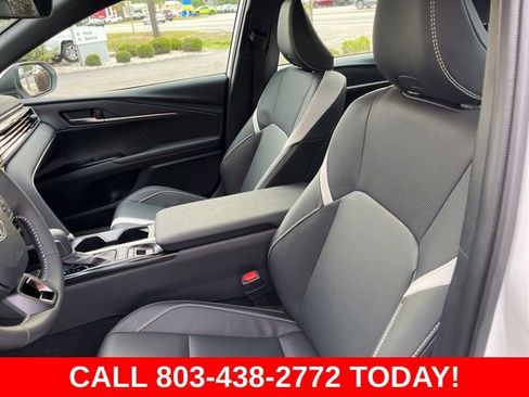 Used 2026 Toyota Camry SE w/ Convenience Package image 8