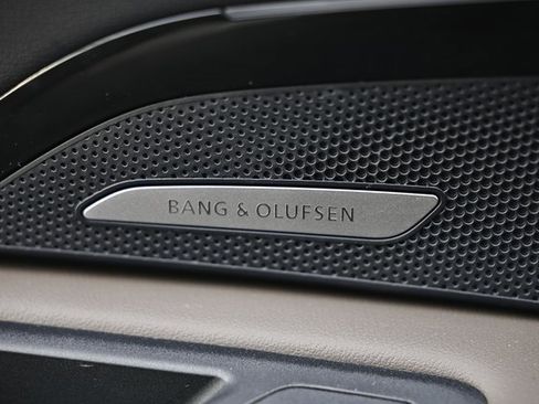 New 2025 Audi Q5 Premium Plus image 16