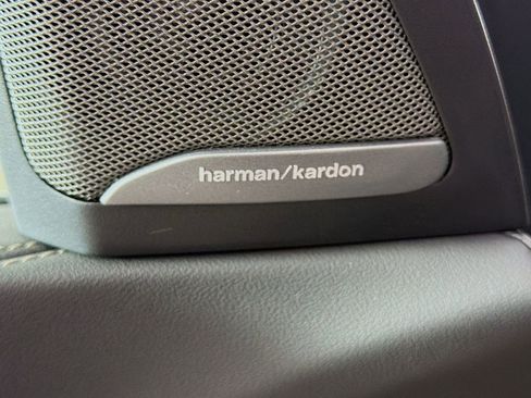 New 2026 BMW X5 xDrive40i w/ M Sport Package AWD/4WD image 19